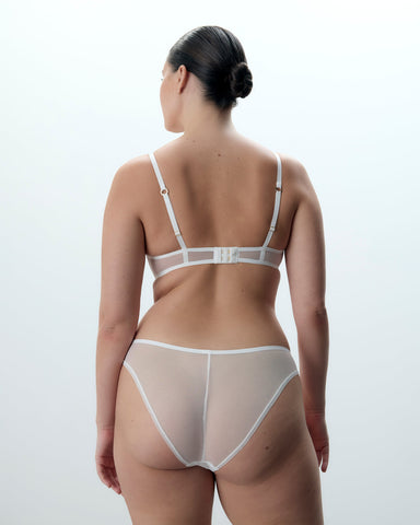 Naomi Slip in Weiß