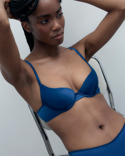 Verona Satin-Push-Up-BH in Marineblau