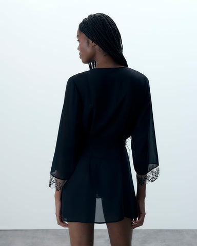 Marisa transparenter Chiffon-Kimono in Schwarz